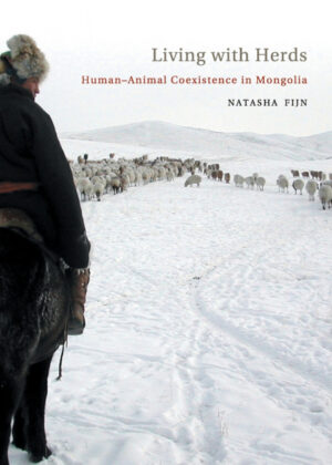 Libro Living with Herds <span> Natasha Fijn </span> - KusiBooks